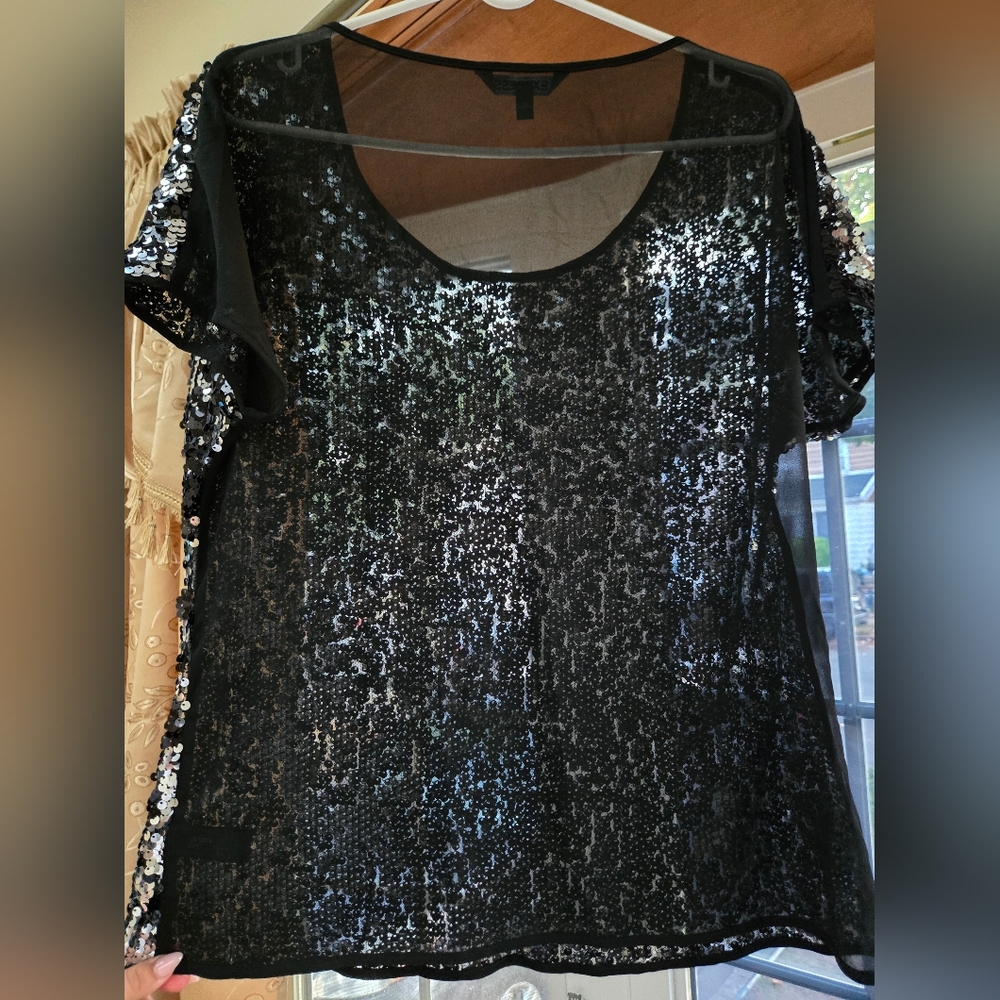 Shirt - Picture 2 of 3